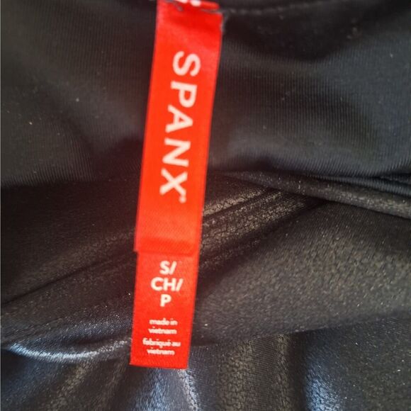 Spanx Womens Faux Leather Leggings Black Shaping Shimmery Shiny Small P - Picture 2 of 6